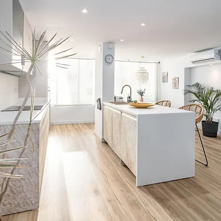 Eac3f- Modern & Light Steps From The Sea *