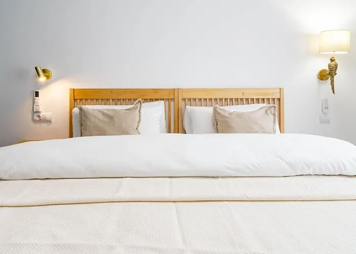 Eac3f- Modern Light Steps From The Sea *