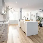 Apartment Eac3f- Modern Light Steps From The Sea