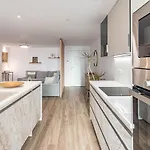 Appartement Eac3f- Modern Light Steps From The Sea *