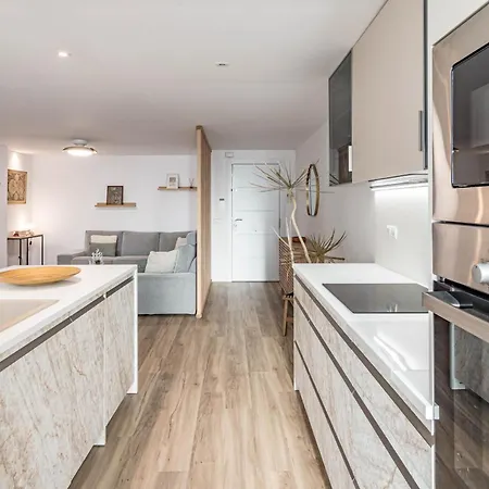 Eac3f- Modern & Light Steps From The Sea Estepona