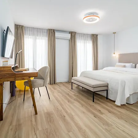 Eac3f- Modern & Light Steps From The Sea * Estepona