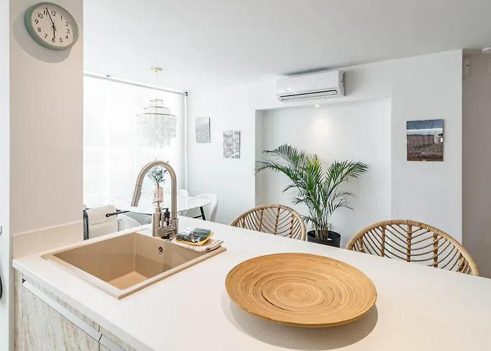 Eac3f- Modern Light Steps From The Sea Estepona